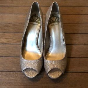 Fergalicous gold sparkle heels.